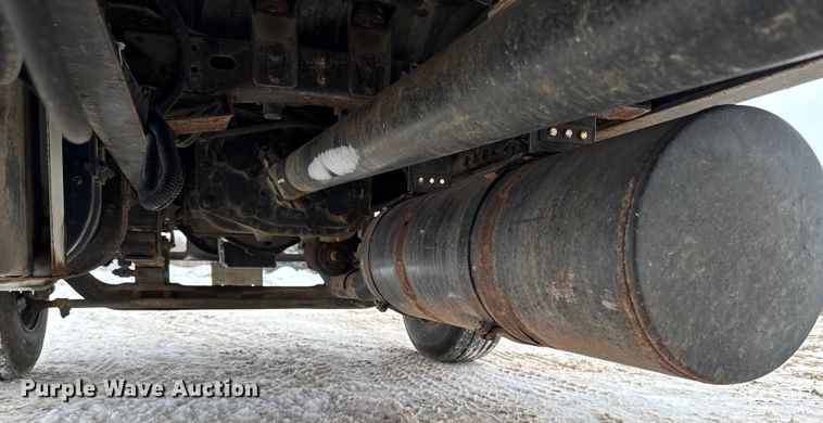 image for item EA2180 2001 Freightliner FL70 dump truck