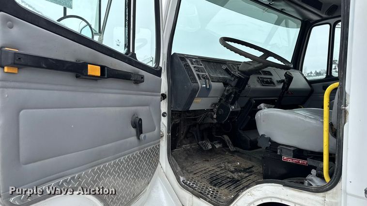 image for item EA2180 2001 Freightliner FL70 dump truck