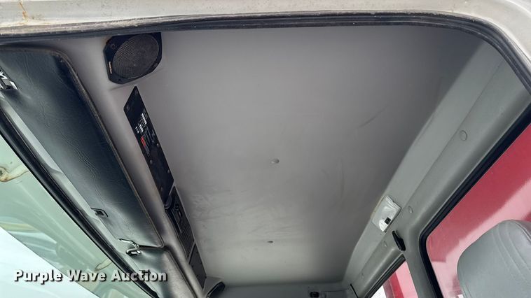 image for item EA2180 2001 Freightliner FL70 dump truck