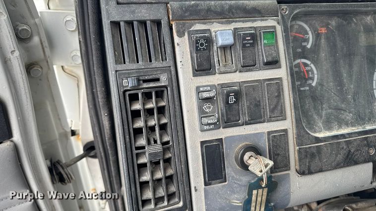 image for item EA2180 2001 Freightliner FL70 dump truck