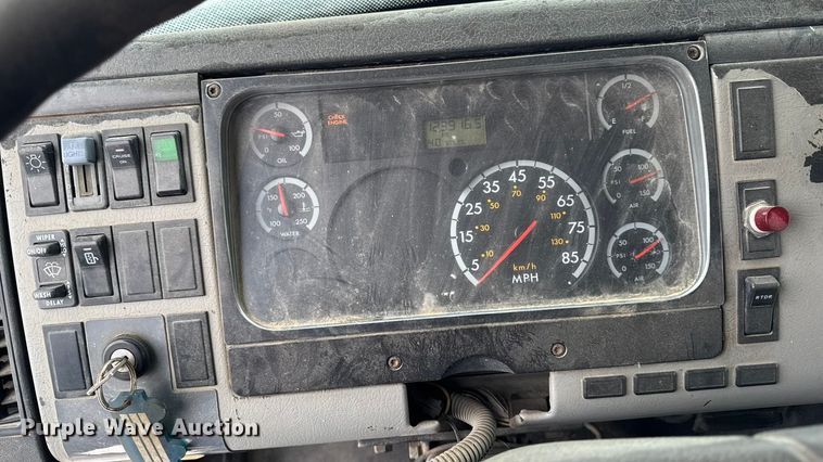 image for item EA2180 2001 Freightliner FL70 dump truck