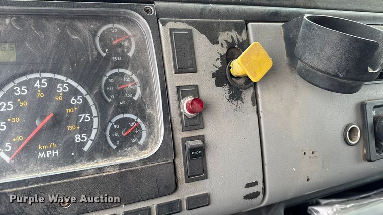 image for item EA2180 2001 Freightliner FL70 dump truck