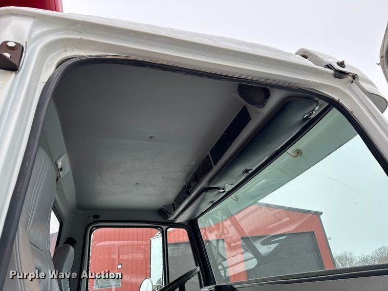 image for item EA2180 2001 Freightliner FL70 dump truck