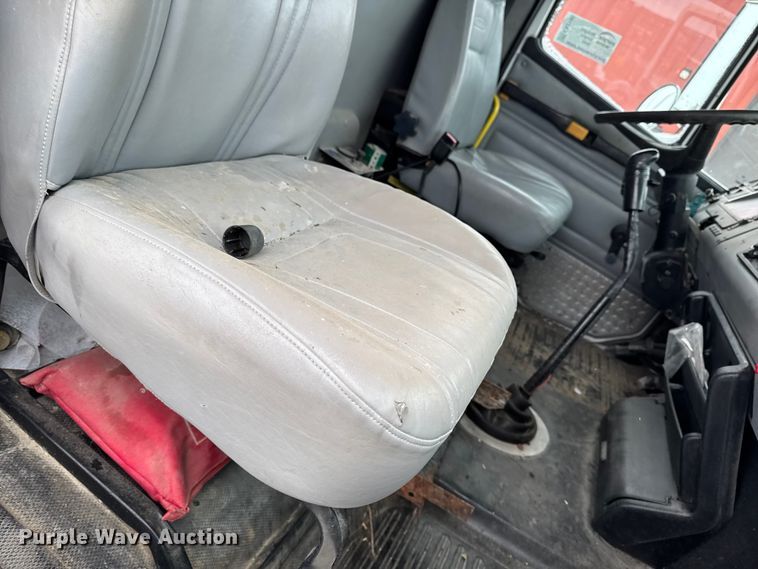 image for item EA2180 2001 Freightliner FL70 dump truck