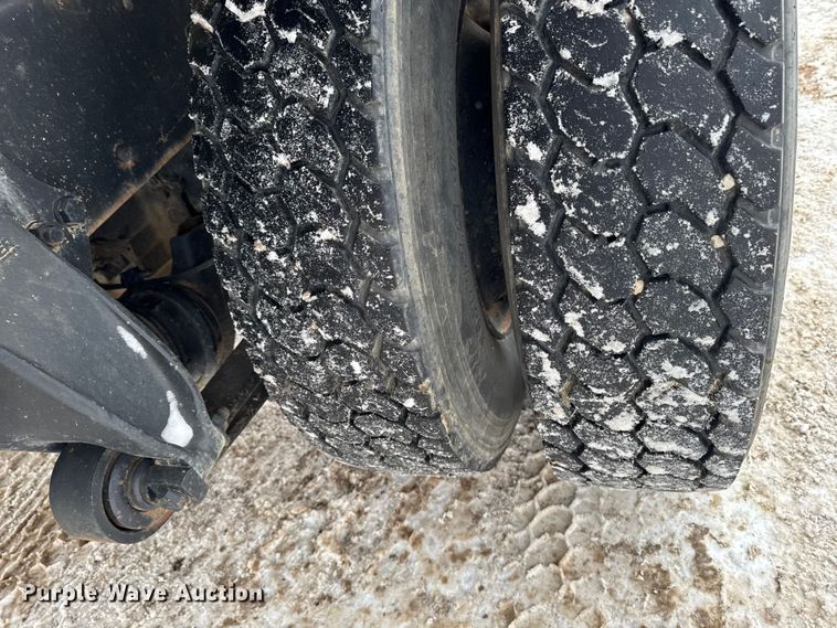 image for item EA2180 2001 Freightliner FL70 dump truck