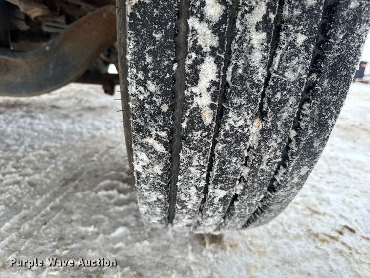 image for item EA2180 2001 Freightliner FL70 dump truck