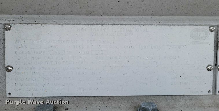 image for item EA2767 2009 Heil tank trailer