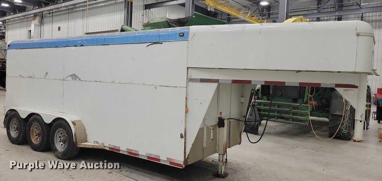 image for item EA2783 2010 Travalong livestock trailer