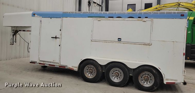 image for item EA2783 2010 Travalong livestock trailer