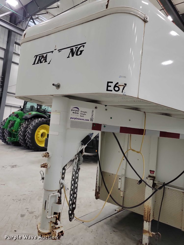 image for item EA2783 2010 Travalong livestock trailer