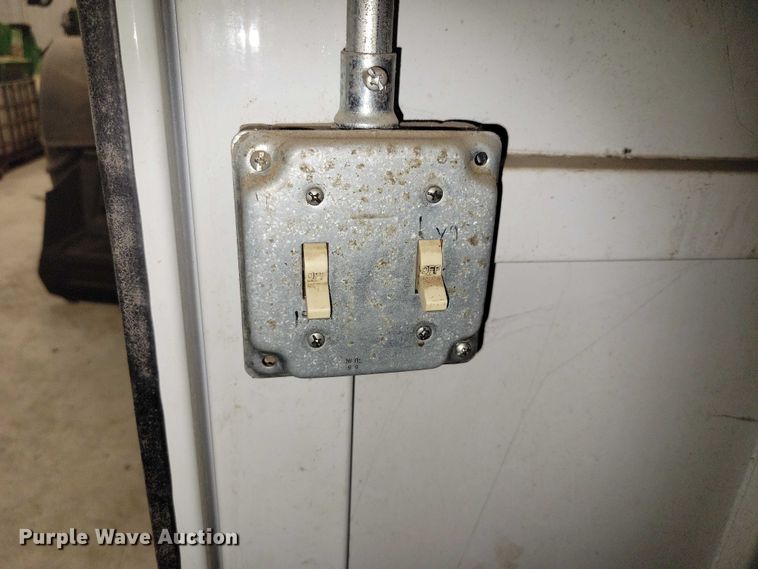 image for item EA2783 2010 Travalong livestock trailer