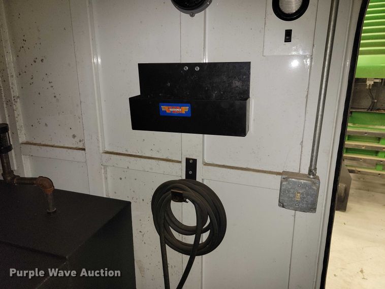 image for item EA2783 2010 Travalong livestock trailer