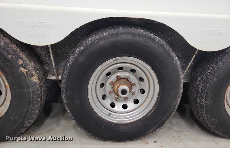 image for item EA2783 2010 Travalong livestock trailer