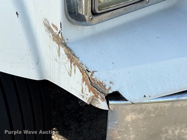 image for item EA7123 2008 Kenworth T800 semi truck