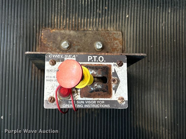 image for item EA7123 2008 Kenworth T800 semi truck