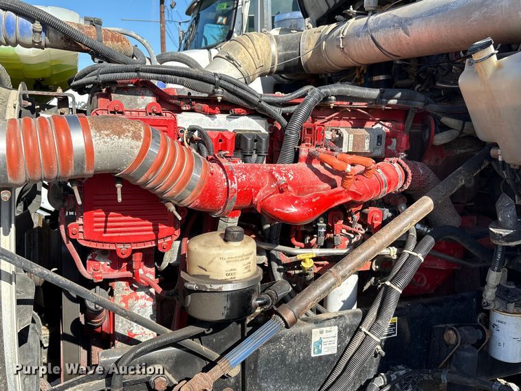 image for item EA7123 2008 Kenworth T800 semi truck