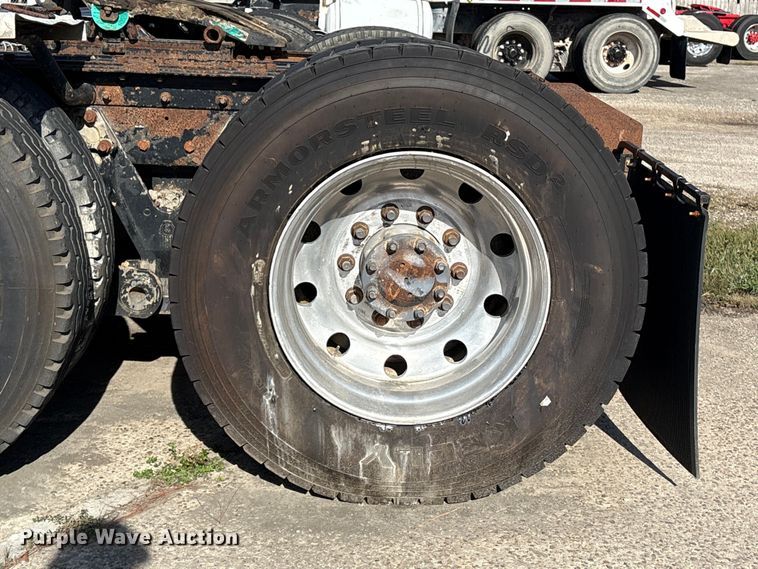 image for item EA7123 2008 Kenworth T800 semi truck