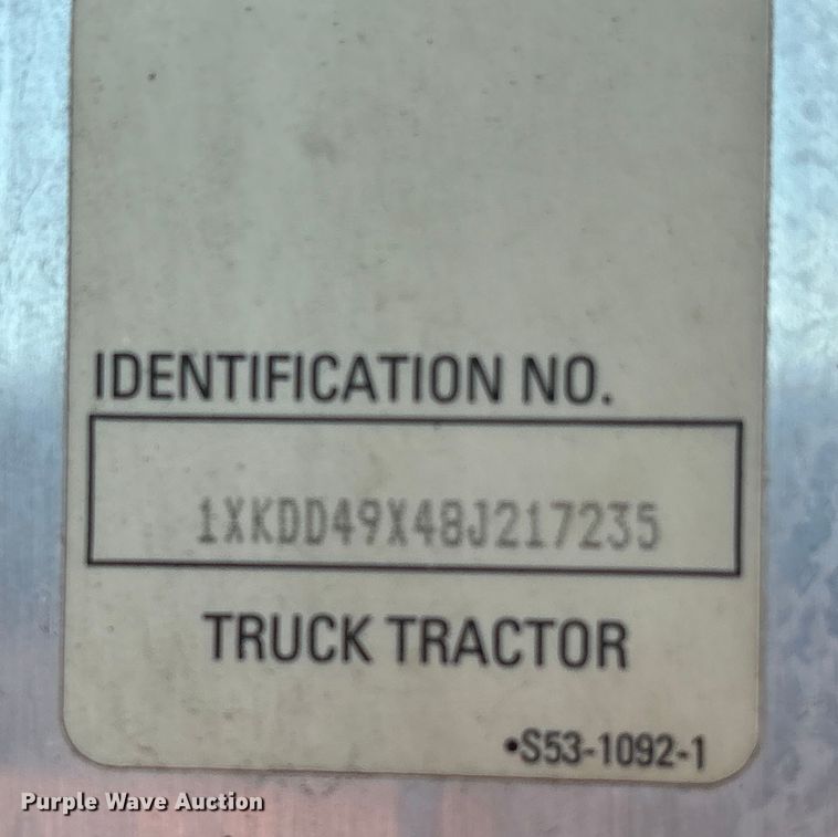 image for item EA7123 2008 Kenworth T800 semi truck