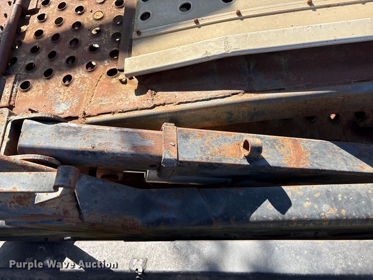 image for item EA7782 1991 Williams car carrier