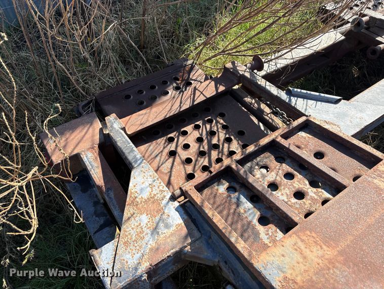 image for item EA7782 1991 Williams car carrier