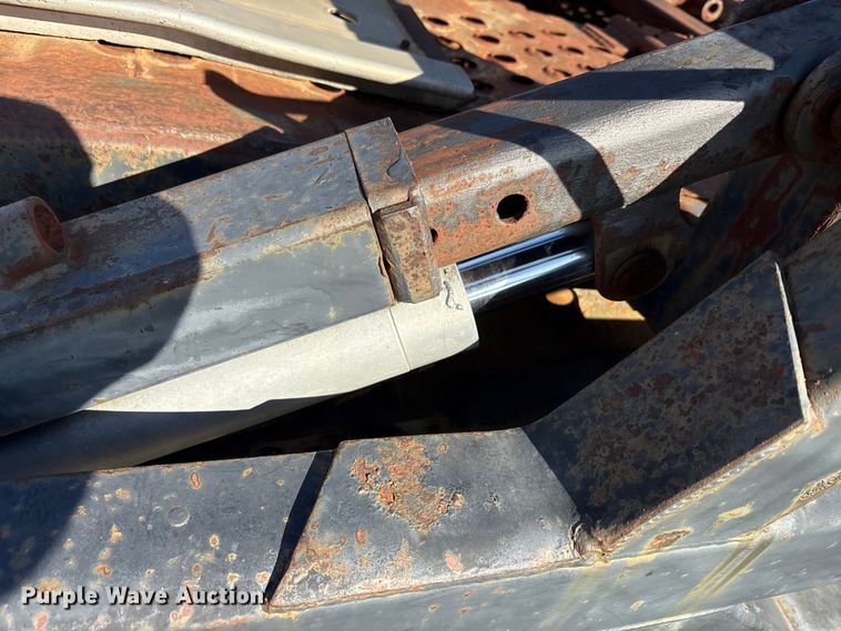 image for item EA7782 1991 Williams car carrier