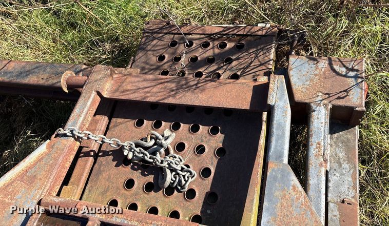 image for item EA7782 1991 Williams car carrier