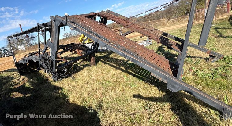 image for item EA7782 1991 Williams car carrier