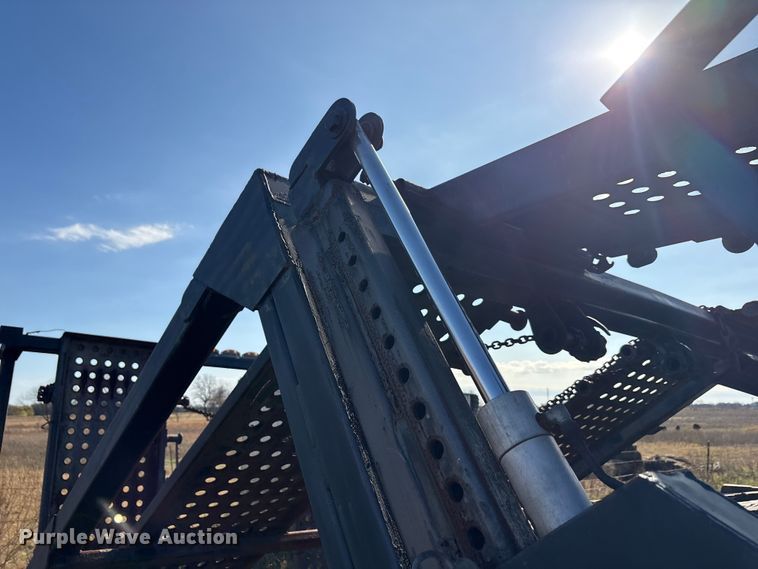 image for item EA7782 1991 Williams car carrier