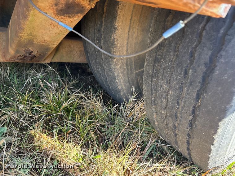 image for item EA7782 1991 Williams car carrier