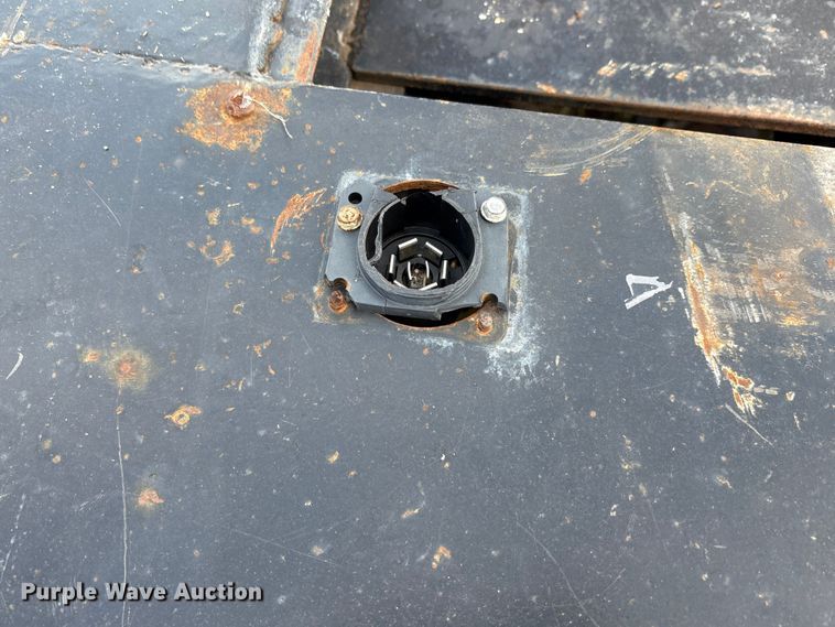 image for item EA7802 2009 International LF627 semi truck