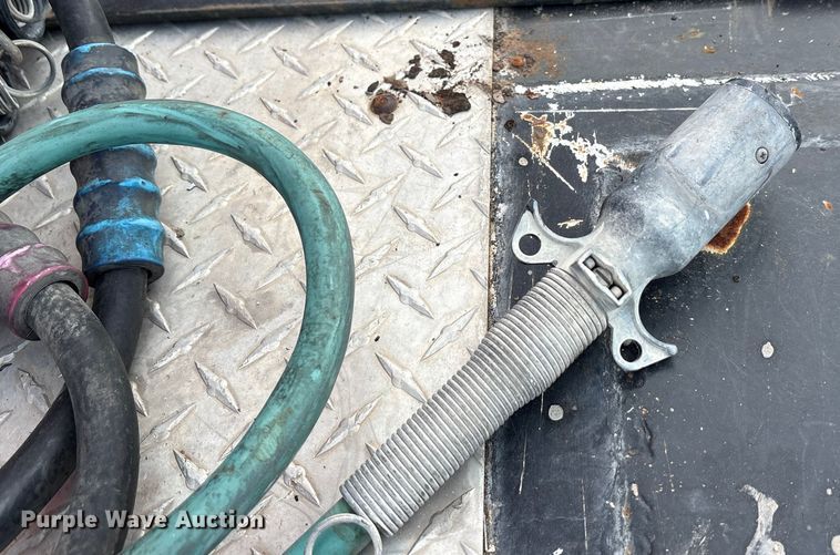 image for item EA7802 2009 International LF627 semi truck