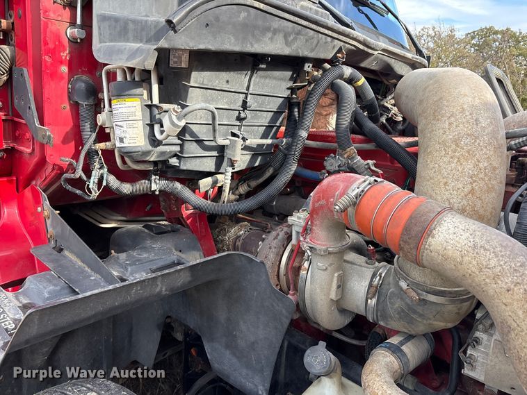 image for item EA7802 2009 International LF627 semi truck