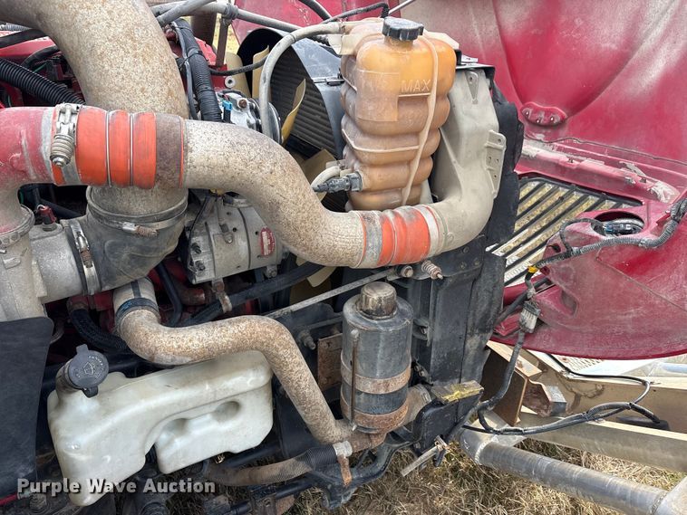 image for item EA7802 2009 International LF627 semi truck