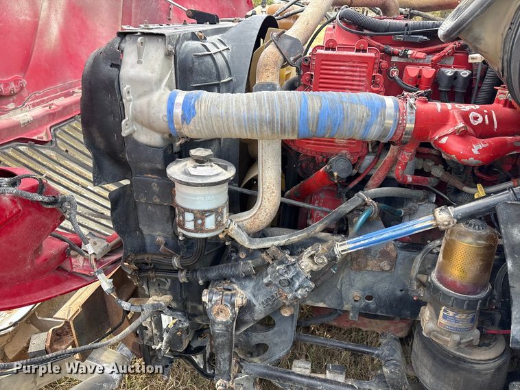 image for item EA7802 2009 International LF627 semi truck