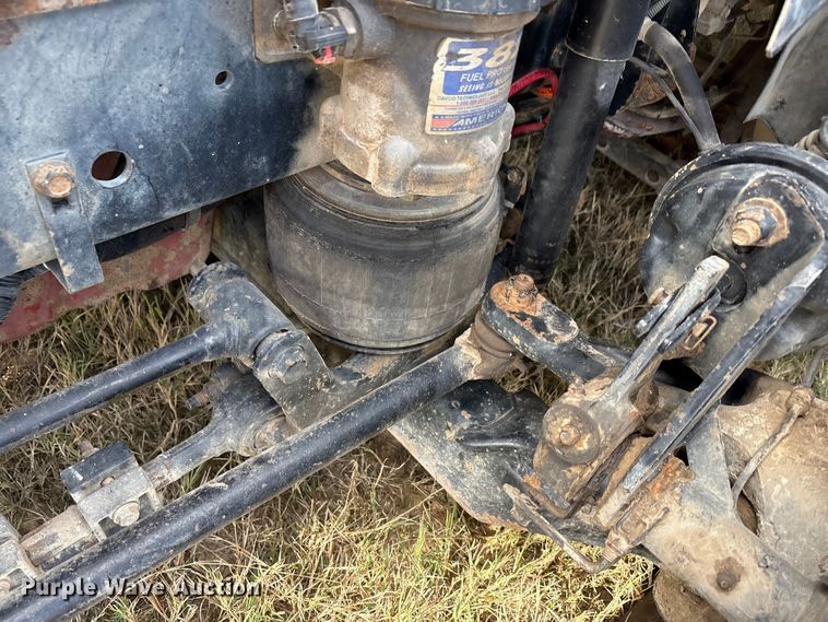 image for item EA7802 2009 International LF627 semi truck