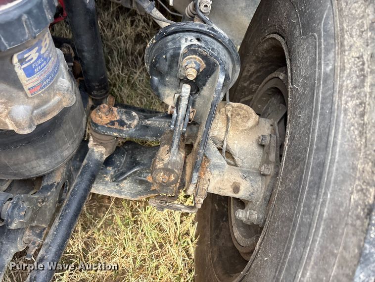 image for item EA7802 2009 International LF627 semi truck