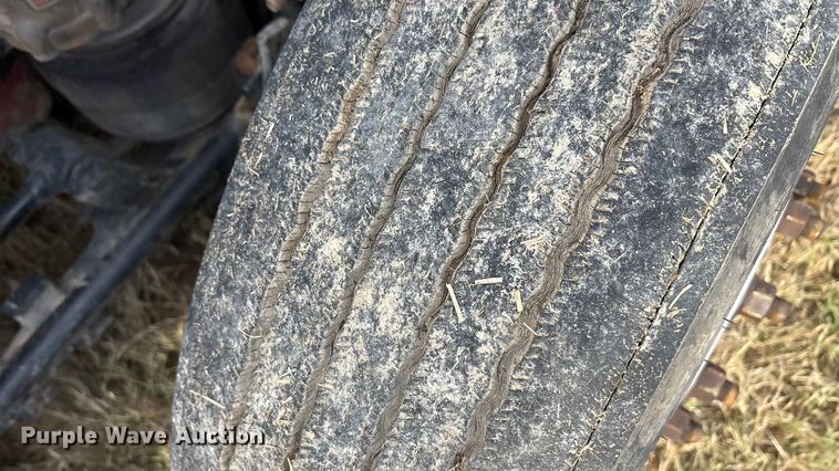 image for item EA7802 2009 International LF627 semi truck