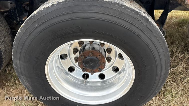 image for item EA7802 2009 International LF627 semi truck