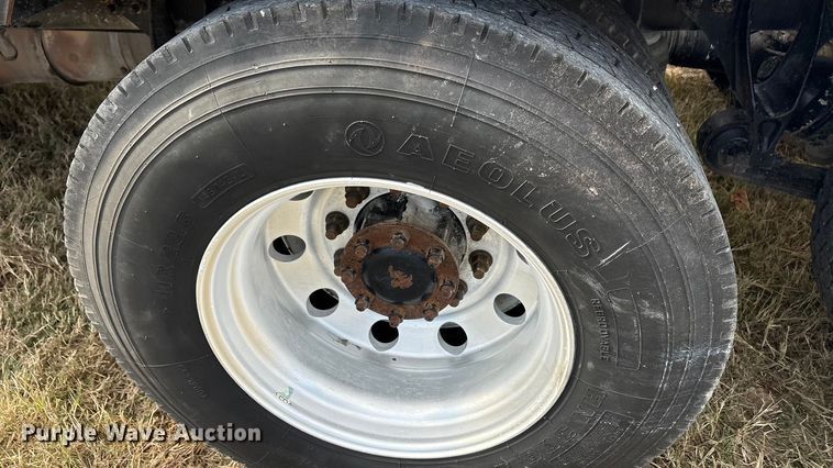 image for item EA7802 2009 International LF627 semi truck