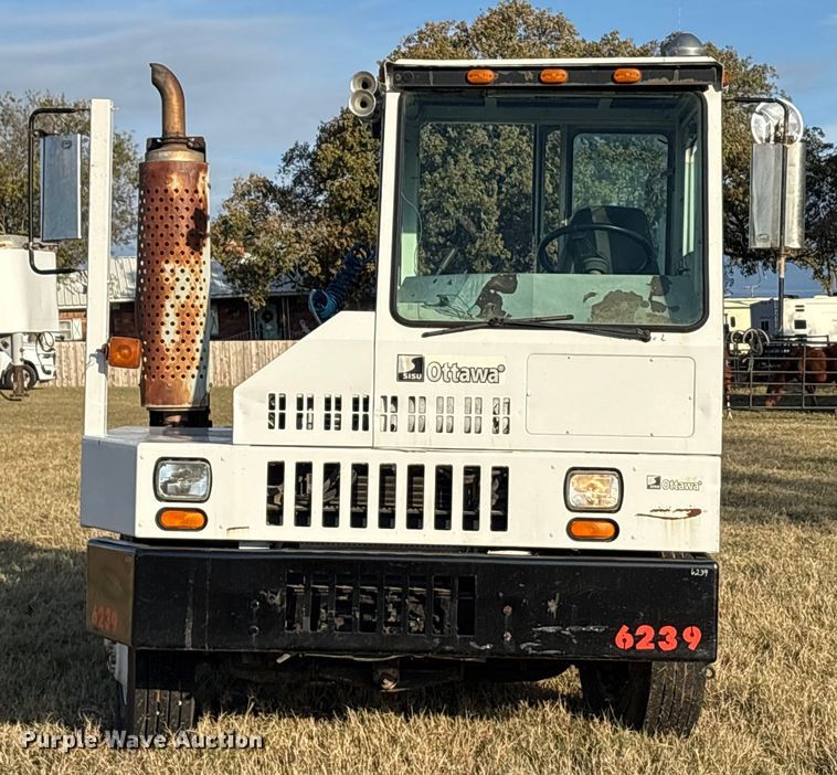 image for item EA7803 1997 Ottawa 30 yard truck