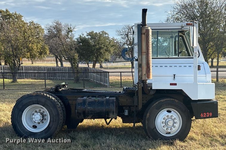 image for item EA7803 1997 Ottawa 30 yard truck