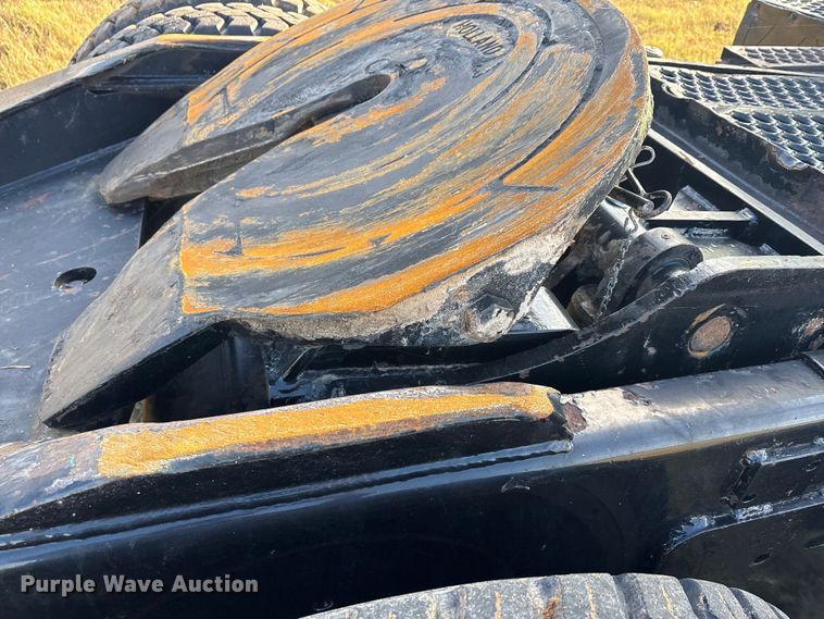 image for item EA7803 1997 Ottawa 30 yard truck