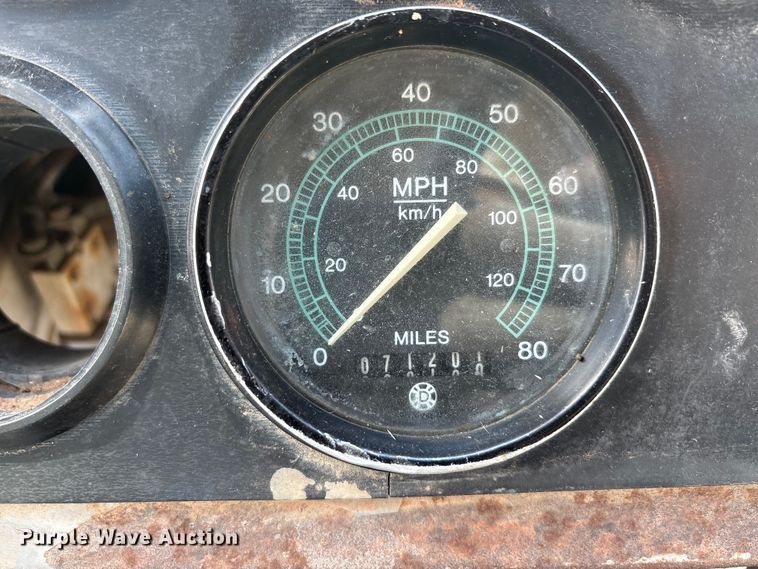 image for item EA7803 1997 Ottawa 30 yard truck