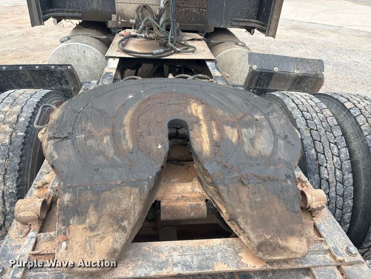 image for item EA7855 2005 Kenworth W900 semi truck