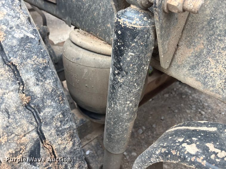 image for item EA7855 2005 Kenworth W900 semi truck