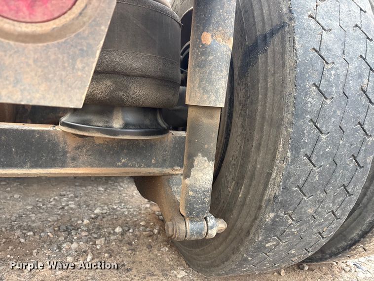 image for item EA7855 2005 Kenworth W900 semi truck