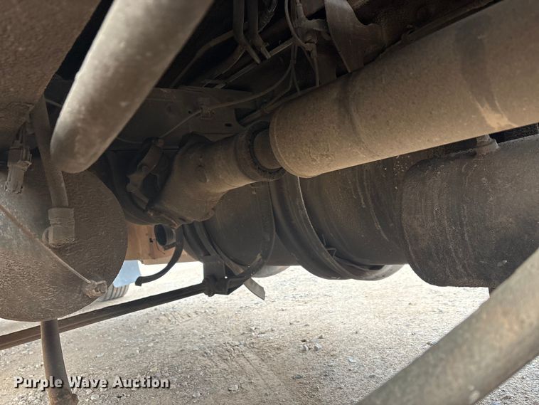 image for item EA7855 2005 Kenworth W900 semi truck