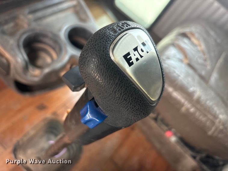 image for item EA7855 2005 Kenworth W900 semi truck