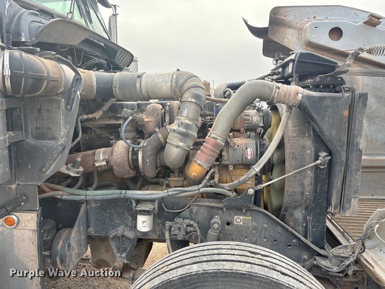 image for item EA7855 2005 Kenworth W900 semi truck