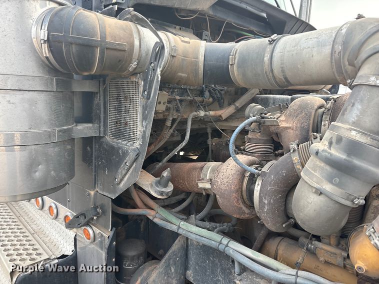 image for item EA7855 2005 Kenworth W900 semi truck